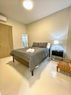 Stunning 2-Bedroom Apartment - 6
