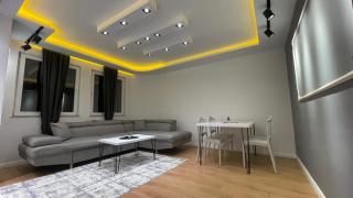 Greenside Apartment 3 - 9