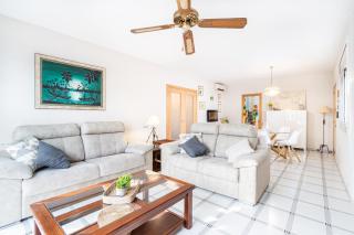 "Charm & Cozy 4BR - 3BA with Pool & Barbecue" - Cambrils - 3
