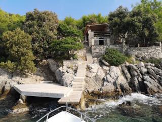 Secluded fisherman's cottage Cove Vela Studena, Brac - 20904 - 9