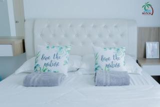 New Drawbridge Condo With Seaview and Pool - 1