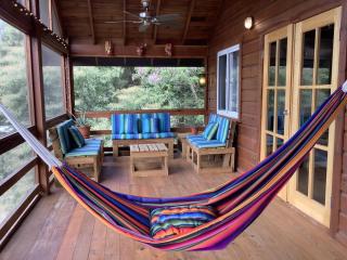 Located In A Quiet Corner Of West End Village Hub Of Roatans Tourism Center, - West End - 4