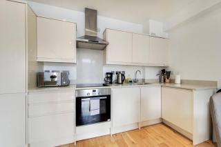 BR6 - Beautiful 1 Bed Flat in Heart of Borough - London - 5