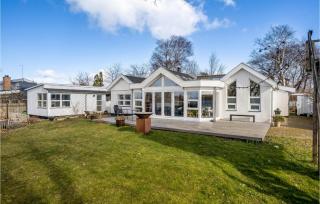 Awesome Home In Kirke Hyllinge With House Sea View - Kirke-Hyllinge - 0