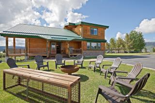 Henrys Hawk by KABINO Henrys Lake Hot Tub FirePit Pool Table Mtn & Water Views WiFi Satellite Fishing Trails - 2