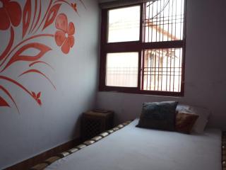Shri Guest House - Varanasi - 3