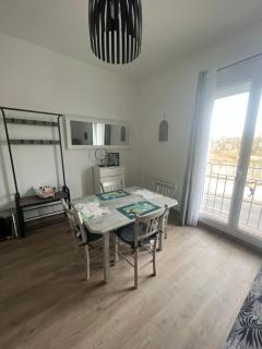 Cosy Loire, T2 neuf, front de Loire ,vue cathédrale,5min à pied centre ville et parking privé - Orléans - 1
