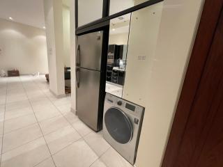 Premium 2 Bedroom Flat - Manama - 3