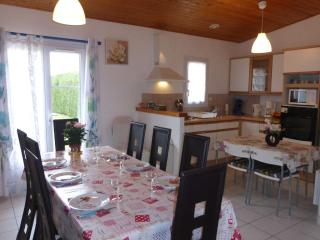 Maison plain-pied avec jardin clos, 6 personnes, proche plage et centre, parking, 3 chambres - FR-1-224-787 - Givrand - 6