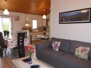 Maison plain-pied avec jardin clos, 6 personnes, proche plage et centre, parking, 3 chambres - FR-1-224-787 - Givrand - 2