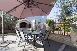Apartments Villa JaPeRi - Kaštela (Castelli) - 2