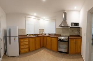 Linea Recta Sur - Kaiser, departamento amplio, dos dormitorios, patio con parrilla, a pasos del mar - 5