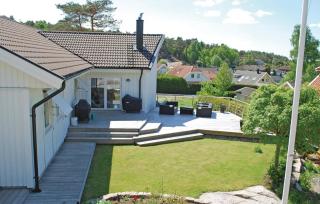 Amazing Home In Västra Frölunda - Västra Frölunda - 5