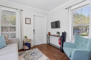 Best Cottage in Ocean Springs- GOLF CART INCLUDED!!! - Ocean Springs - 1