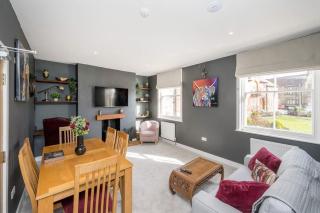 The Lettered Board Apartments - 1