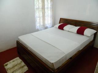 Sinharaja Hostel - Deniyaya - 2