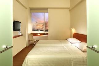Whiz Hotel Malioboro Yogyakarta - Yogyakarta - 9