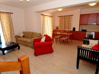 Villa Thalia - 2 Bedrooms, Sleeps 4p - 8