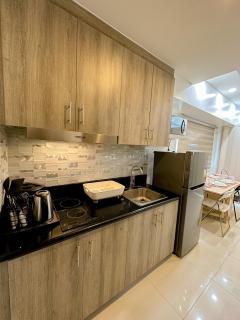 Chen's Cozy 2bedroom @ Coast Residences - Manila - 3