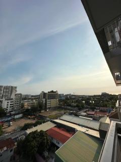 Chen's Cozy 2bedroom @ Coast Residences - Manila - 4