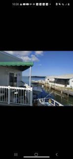 17 Nettles Blvd - 8