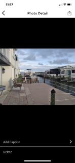 17 Nettles Blvd - 6