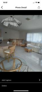17 Nettles Blvd - 2