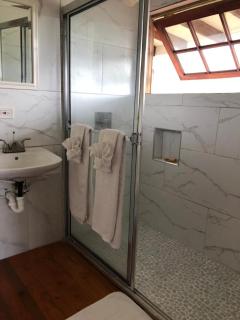 Tree House Luxe - 4