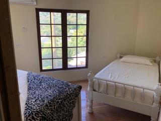 Tree House Luxe - 1