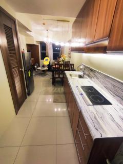 Horizon 101 CCLX Sea View Unit 47F - Cebu City - 3