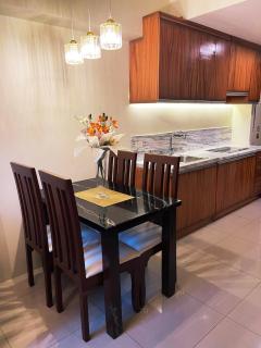 Horizon 101 CCLX Sea View Unit 47F - Cebu City - 2