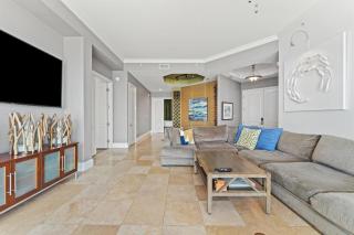 Indigo East 2103 Penthouse w/Cabana - 3