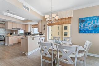 Indigo East 901 + Den w/Cabana ! - 3