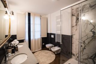 Le SUITE del VICOLO - 8