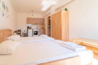 Veta Apartment - Beachside - PalaiónTsiflíkion - 3