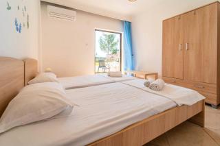 Veta Apartment - Beachside - PalaiónTsiflíkion - 1