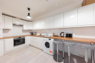 Functional Budget Stay with Wi-Fi and Laundry Facilities near Tube Station - Londen - 3