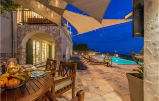 Amazing Home In Stinica - 2