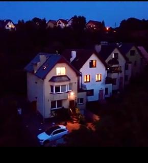 Familia Apartament na wzgórzu 3 z sauną i salą zabaw dla dzieci - Gdynia - 0
