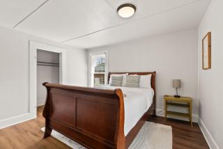 2-Bedroom Bungaloo nestled close to Urban Centers - Vancouver - 9