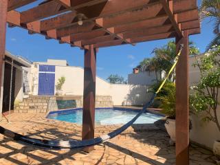 Quarto em casa c/piscina - Ouro Fino - 0