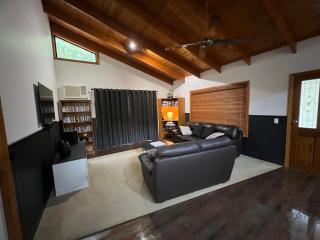 The Kingfisher Lodge 111 - Halls Gap - 4