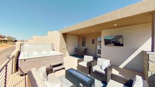 Town Center 2351 Private Hot Tub,Pickleball Equipment, XBOX - 9