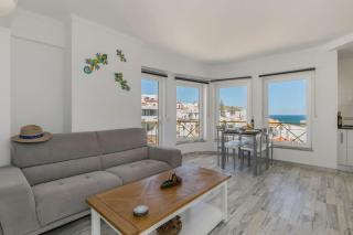 Casa Lilas, magnífica vista mar a passos da praia - Luz - 4