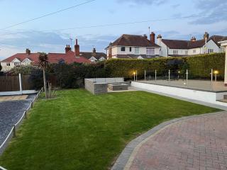 Lovely 3 bedroom home in Rhos on Sea - 3