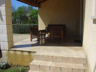 Agréable maison entre rivière et centre du village avec piscine - 4