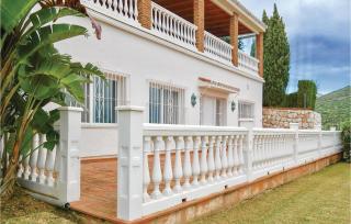 Amazing Home In Las Lagunas De Mijas - 3