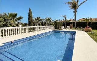 Amazing Home In Las Lagunas De Mijas - 2