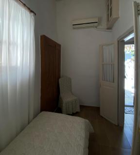 Marthas Traditional House - 4