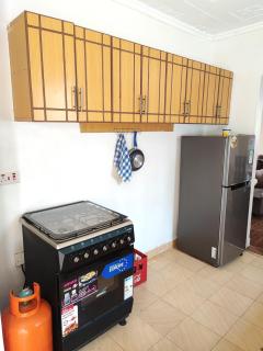 Camp Flo, Eldoret -Where Comfort Meets Tranquility in a 3-Bedroom Guest Stay - Eldoret - 8
